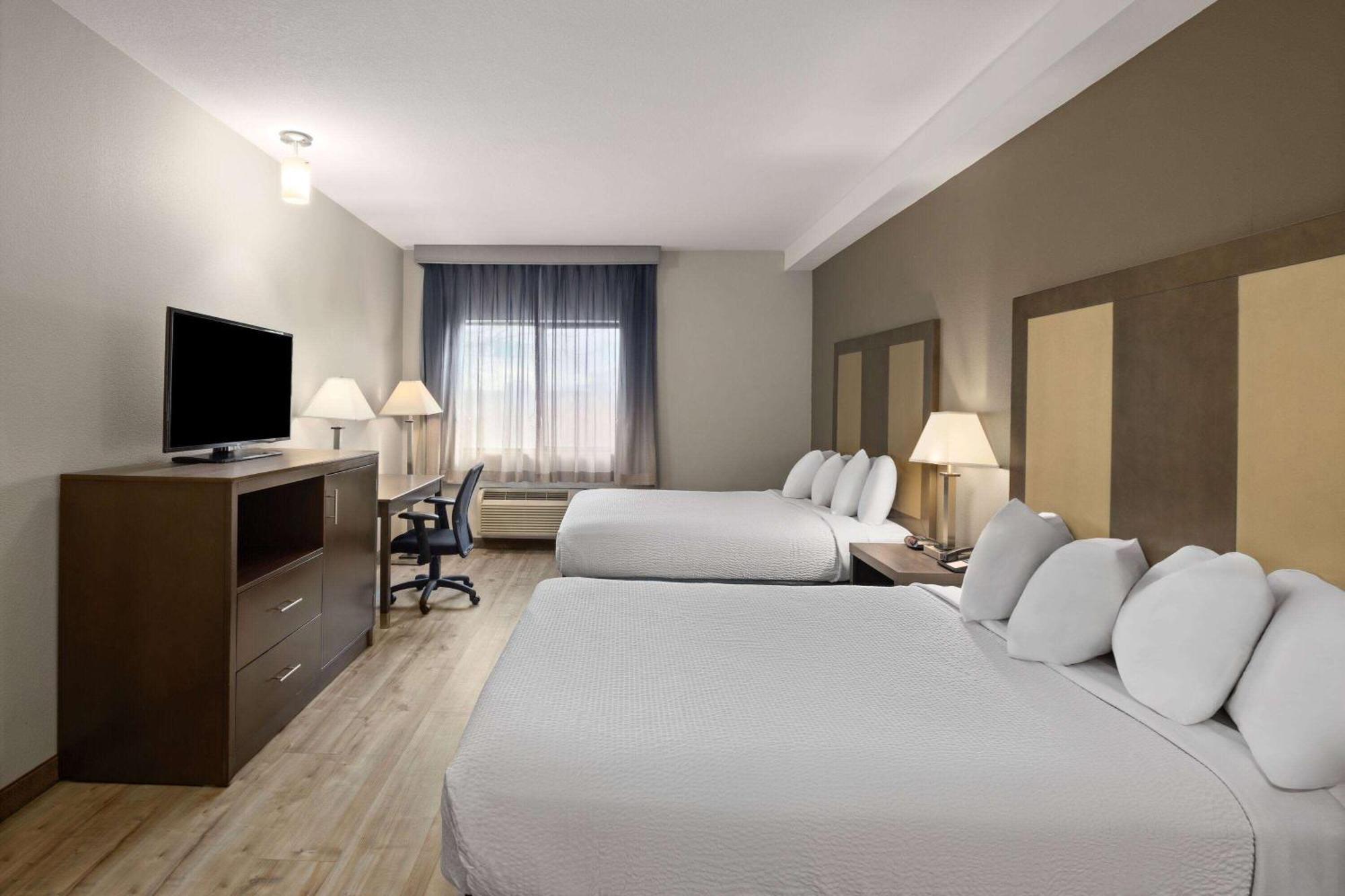 Baymont By Wyndham Moses Lake Buitenkant foto